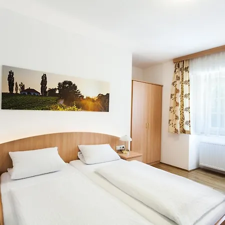 Gaestehaus Ferk - Fruehstueckspension, Bed & Breakfast Bad Radkersburg Extérieur photo