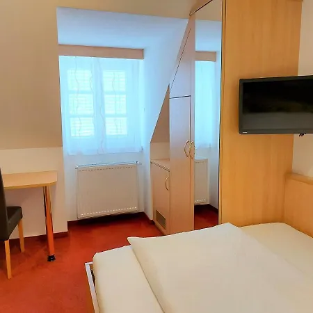 Gaestehaus Ferk - Fruehstueckspension, Bed & Breakfast Bad Radkersburg Extérieur photo