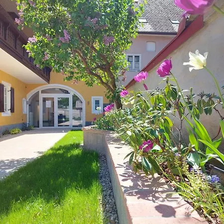 Gaestehaus Ferk - Fruehstueckspension, Bed & Breakfast Bad Radkersburg Extérieur photo