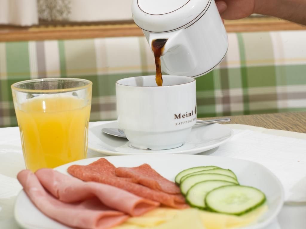 Gaestehaus Ferk - Fruehstueckspension, 2*